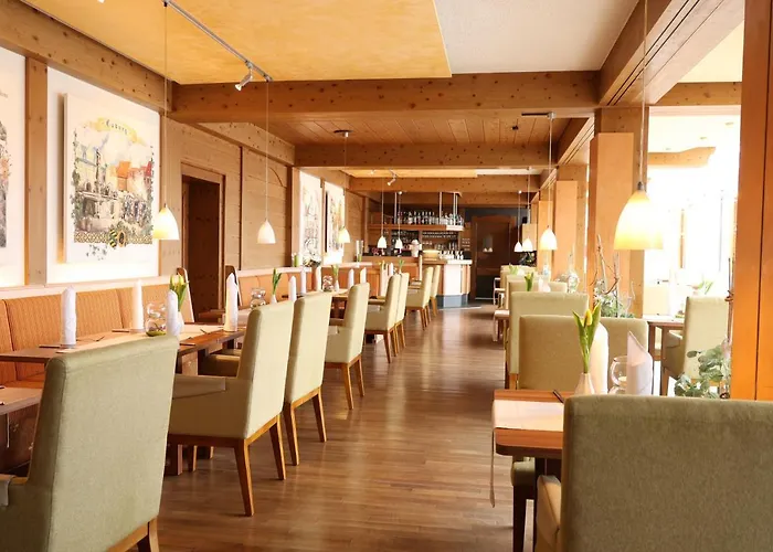 호텔 An Der Thermenatur 4*