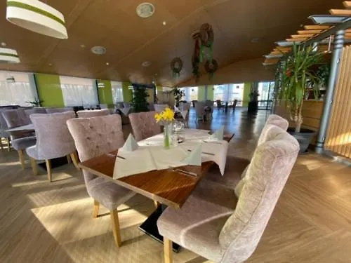 An Der Thermenatur 4* 바트로다흐