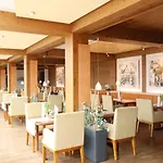 Szálloda An Der Thermenatur 4*