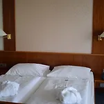 An Der Thermenatur 4*