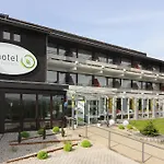 Szálloda An Der Thermenatur 4*
