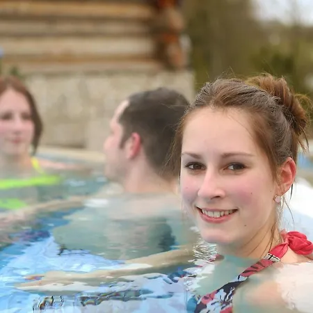 An Der Thermenatur 4* באד רודאך