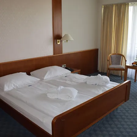 An Der Thermenatur